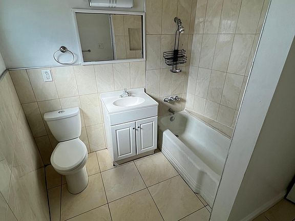 5th image of 4343 Peck Rd #D