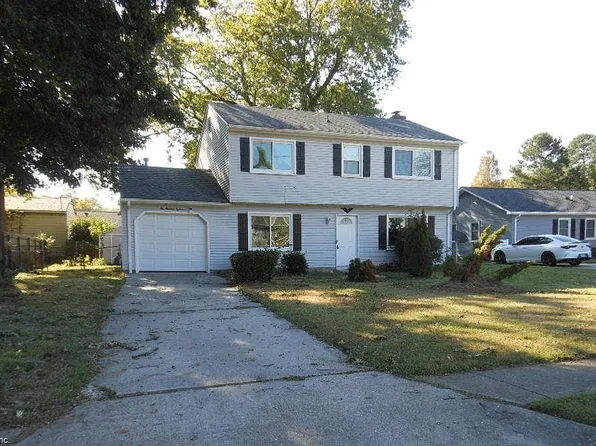118 Harris Creek Rd, Hampton, VA 23669