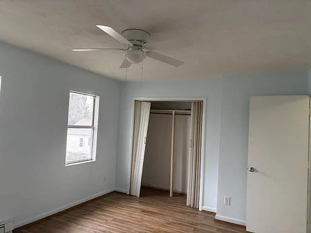 312 Hubbard St — Photo 5