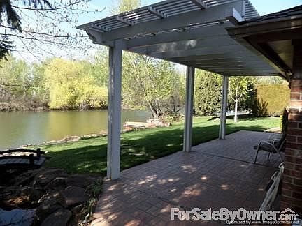 2nd image of 4838 N Lake Front Pl