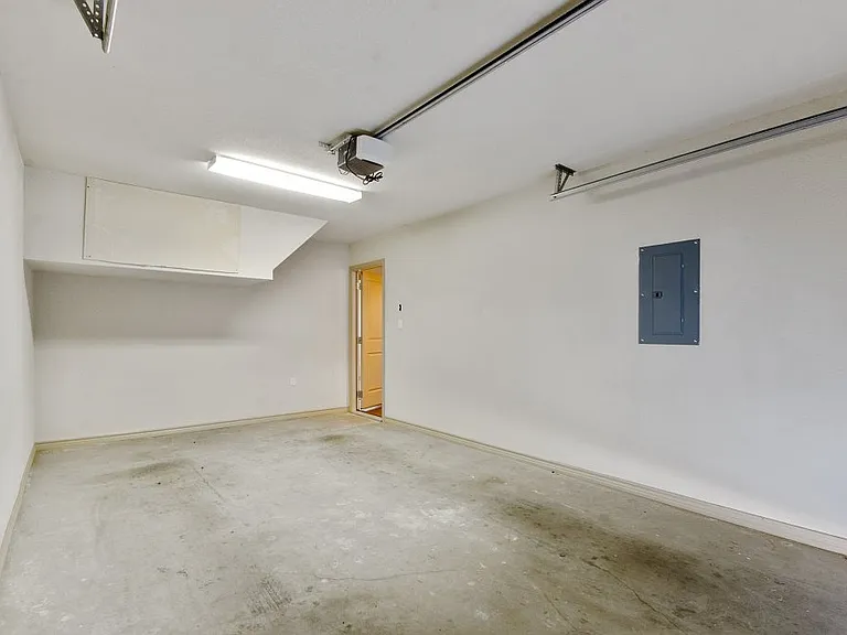 Tinsley Place — Photo 45