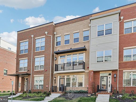 3rd image of 3821 Tussica Way