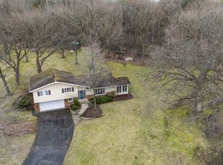 N7389 Hillendale Pkwy, Beaver Dam, WI 53916