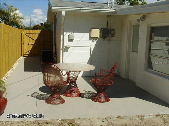 5th image of 7308 Country Club Dr