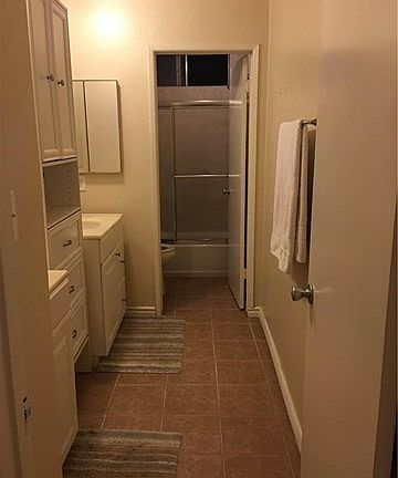 5th image of 1339 N Columbus Ave Unit 107