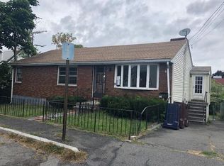 15 Russell Pl, Everett, MA 02149