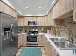 Brockton Manor by Wiseman, Los Angeles, CA 90025