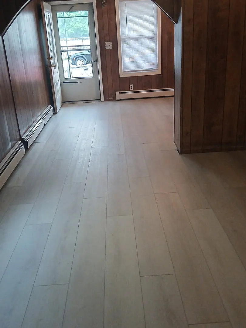3 bed, 1204 sqft, $2,500 — Photo 3