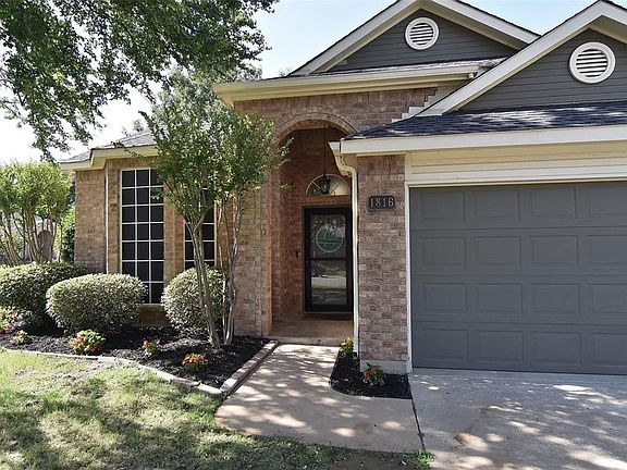 3rd image of 1816 Quail Hollow Dr