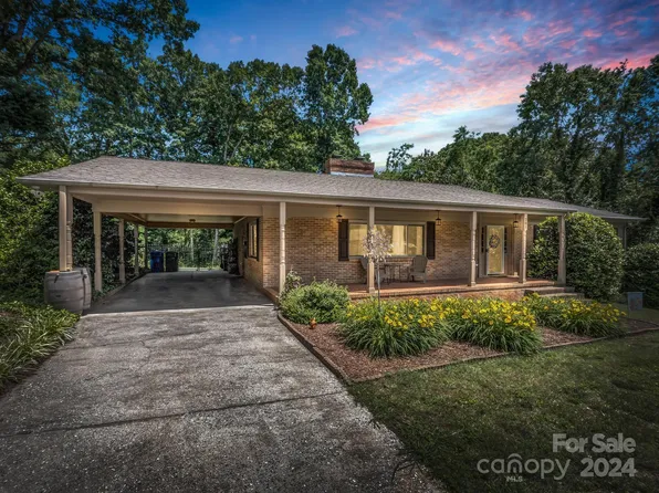 201 Center St, Spindale, NC 28160