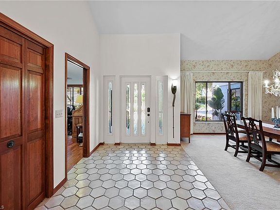 4th image of 2328 Pine Woods CIR