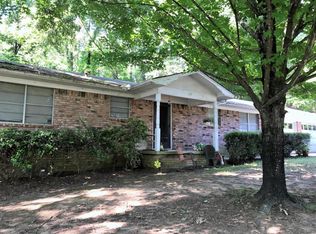 107 Hughes Dr, Russellville, AR 72802