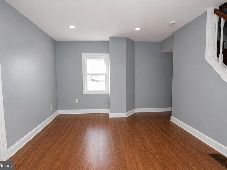 606 Green St — Photo 5