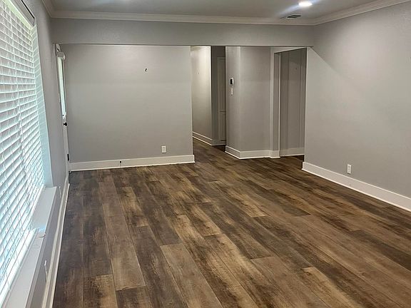 2nd image of 1433 Westfield St