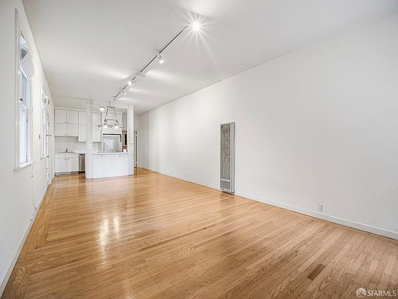 2nd image of 28 Bellair Pl
