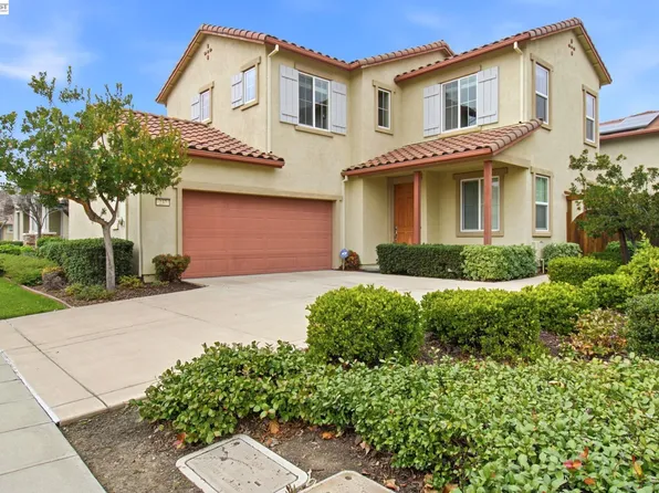 237 W Moraga St, Mountain House, CA 95391