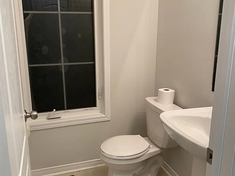 41 Kirby Ave — Photo 19