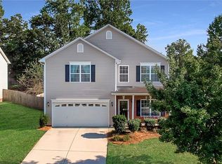 4102 Laurel Creek Dr, Greensboro, NC 27405