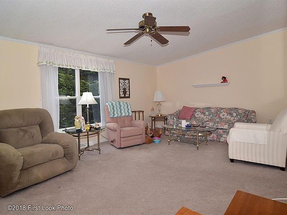 3rd image of 63 Pitch Pine Pl