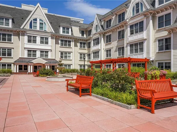 225 Stanley Avenue #416, Mamaroneck, NY 10543