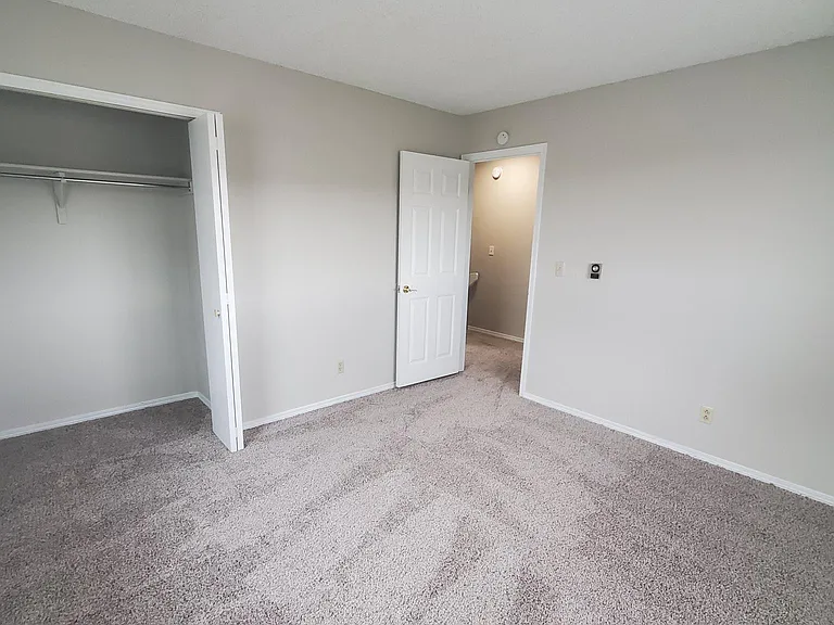 2458 Allegheny Dr — Photo 9