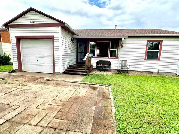 1029 Riviera Dr, Ponca City, OK 74601