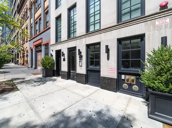 227 East 67th Street image 17 of 18