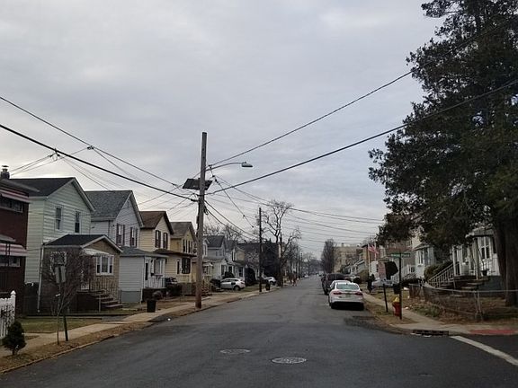 4th image of 122 Morgan Pl