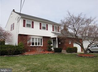 10 Ann Marie Dr, Hamilton, NJ 08610
