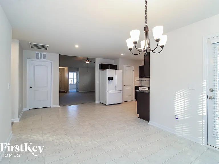 5439 Misty Hill Cir — Photo 5