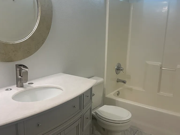 1040 Brandi Way — Photo 18