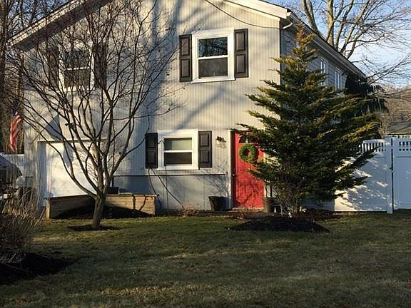 3rd image of 39 Belvedere Dr