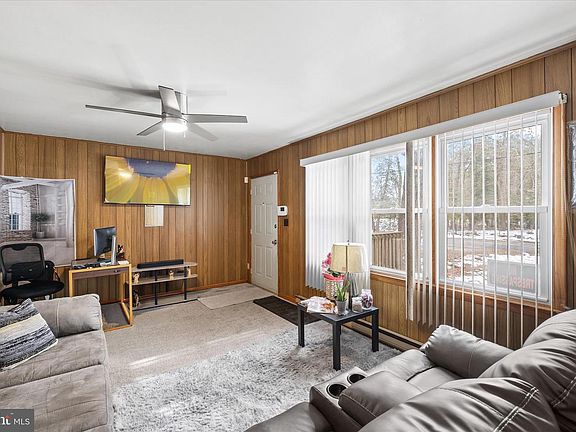 2nd image of 19477 Hummingbird Rd