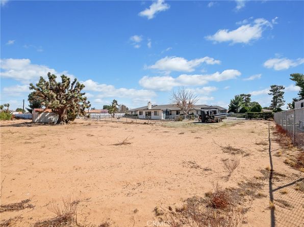 20312 Eyota Rd, Apple Valley, CA 92308