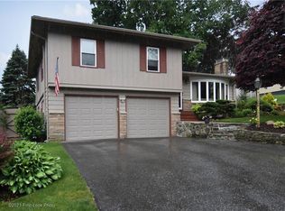 12 Tabor Dr, Johnston, RI 02919