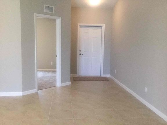 2nd image of 836 SW Thrift Ave