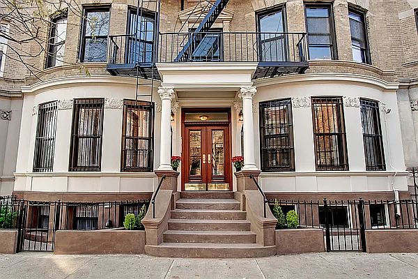 1st image of 466 15th St APT 4