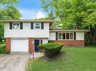 218 Blacks Rd, Pataskala, OH 43062