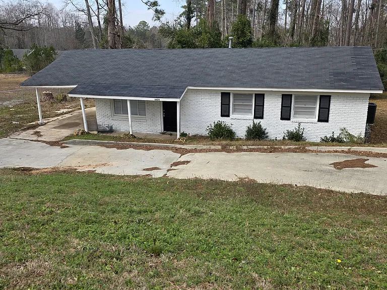 3625 Belair Rd — Photo 1
