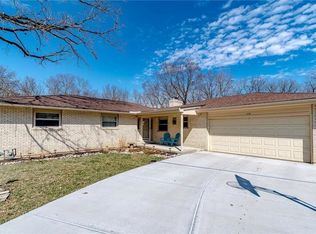 108 NW 76th St, Gladstone, MO 64118