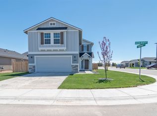 1019 S Red Sand Ave, Kuna, ID 83634