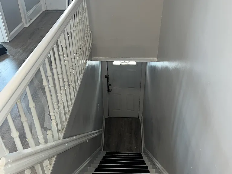 38 Hayes St — Photo 9