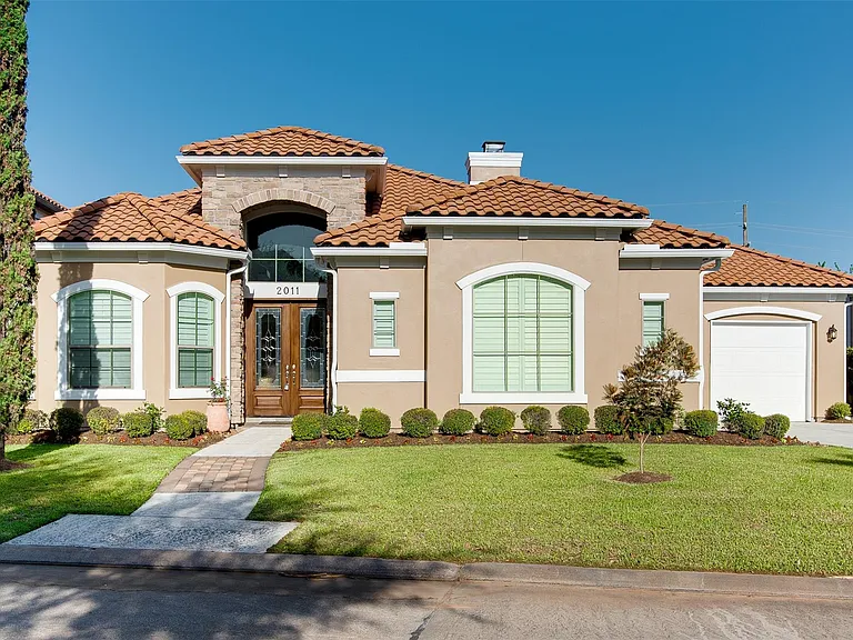 2011 Flower Garden Ln — Photo 6