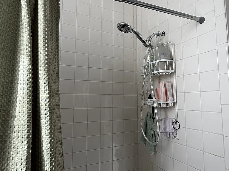 18 Glenville Ave #2 — Photo 10