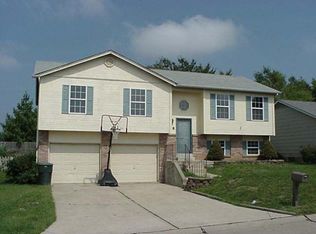 88 Four Winds Dr, Saint Peters, MO 63376