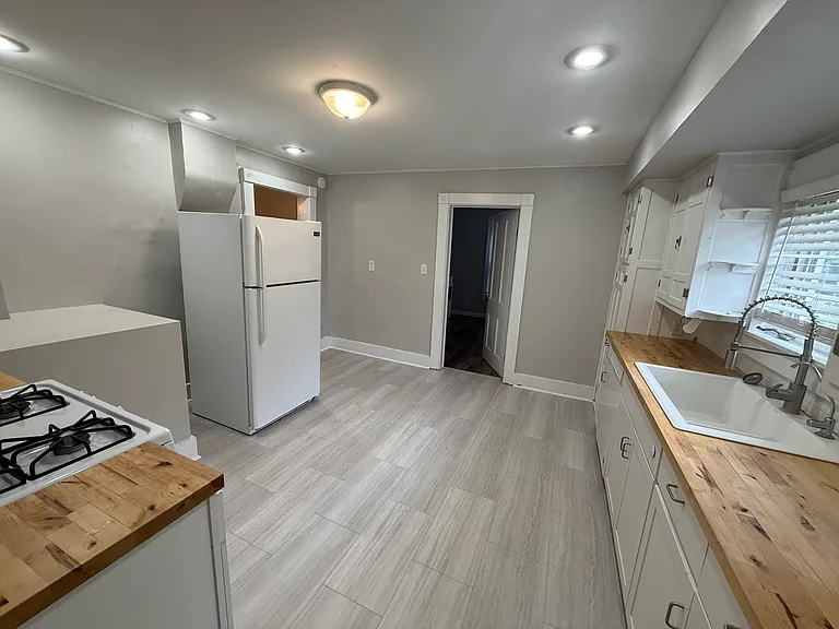 1326 Lafayette Ave #A — Photo 10