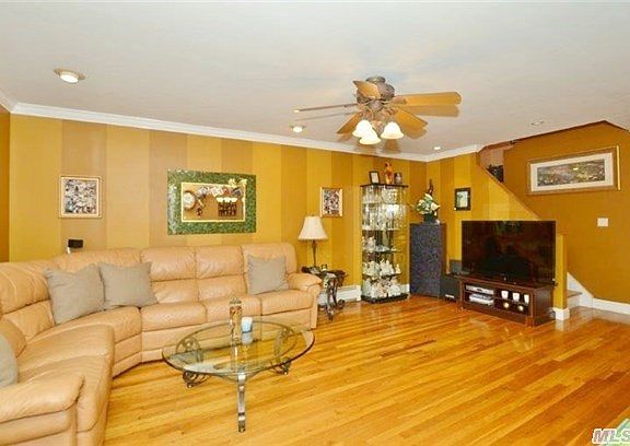 4th image of 125 Coventry Ave