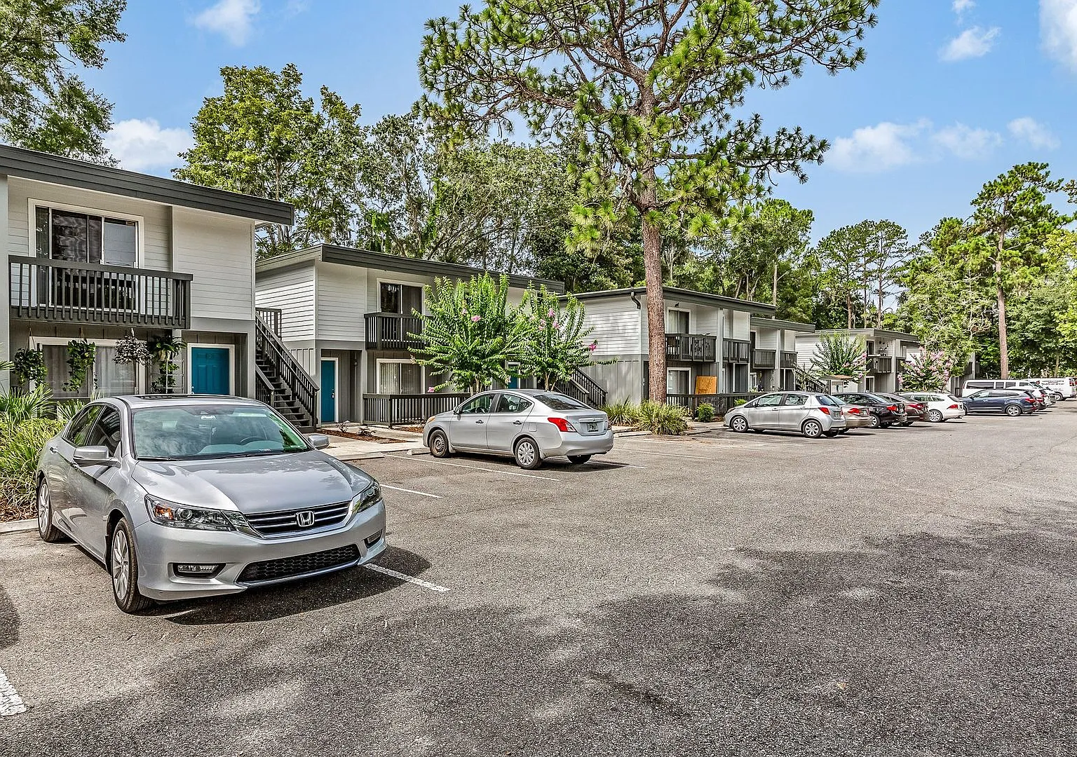 A3555 Chelsea Lane — Photo 3