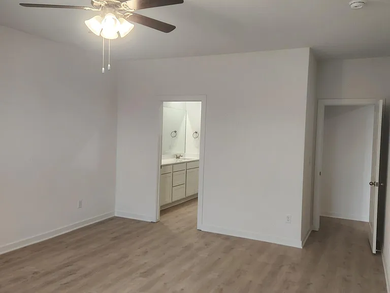 4008 Aryana Ave — Photo 19