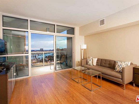 3rd image of 13700 Marina Pointe Dr Unit 1412